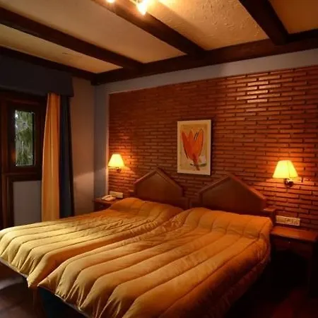 Hotel El Guerra 2*