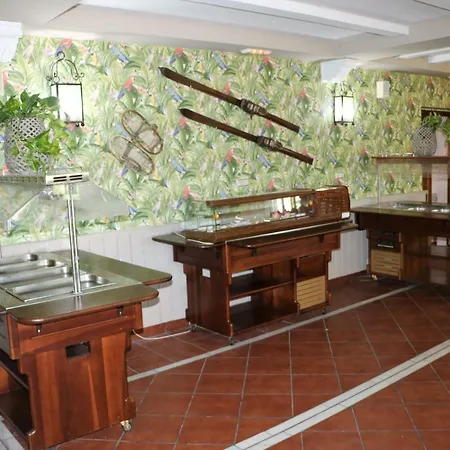 El Guerra Hotel 2*
